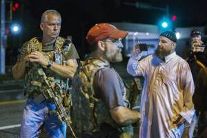 oath-keepers-ferguson-jpo-503a_5d2d4f5f83b686d149ccbef923f9db74.nbcnews-ux-600-480