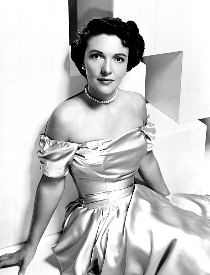 Nancy_Reagan_-_1950